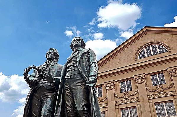 /photo/subarea/50_Thuringen-Weimar-Goethe-Schiller.jpg