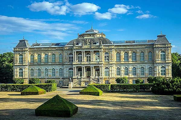 /photo/subarea/50_Thuringerwald-Gotha-museum.jpg