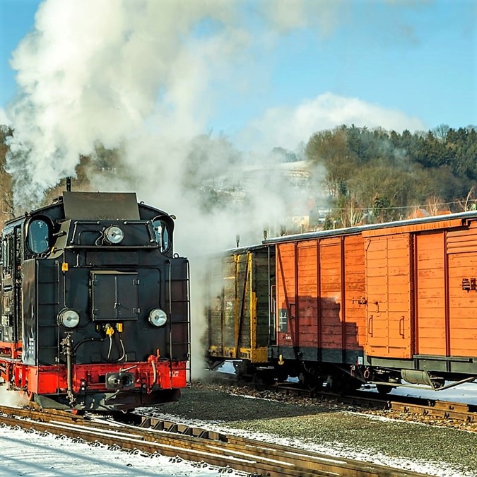 /photo/subarea/60_Sachsen_Erzgebirge_Weissitztalbahn__sh-min.jpg