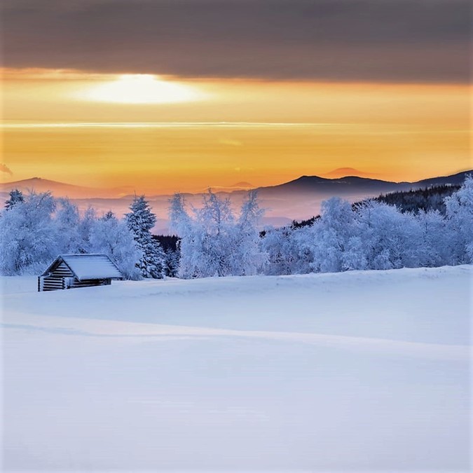 /photo/subarea/60_Sachsen_Erzgebirge_winterpanorama_sh-min.jpg